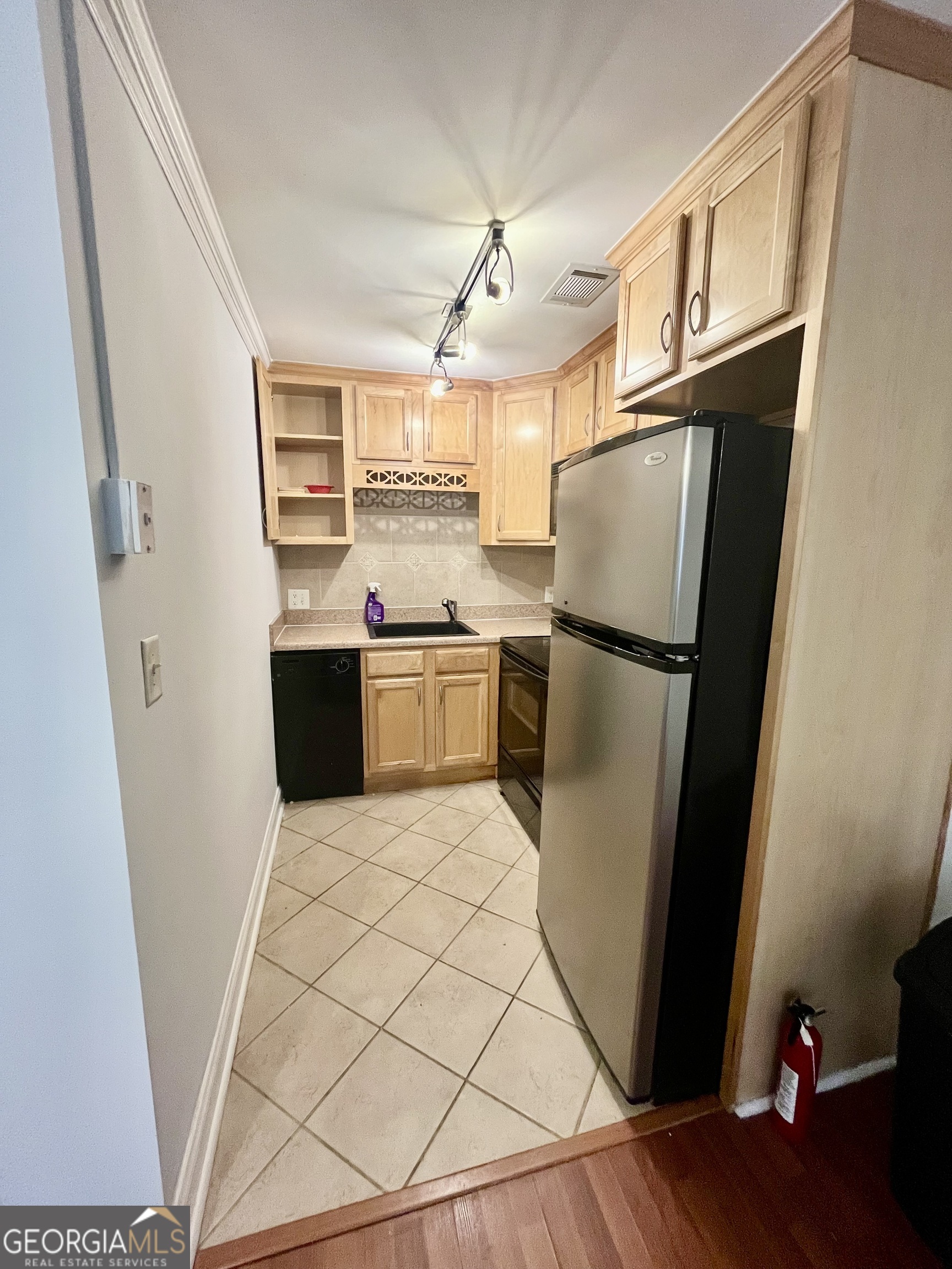Richmont Court - Residential Lease
