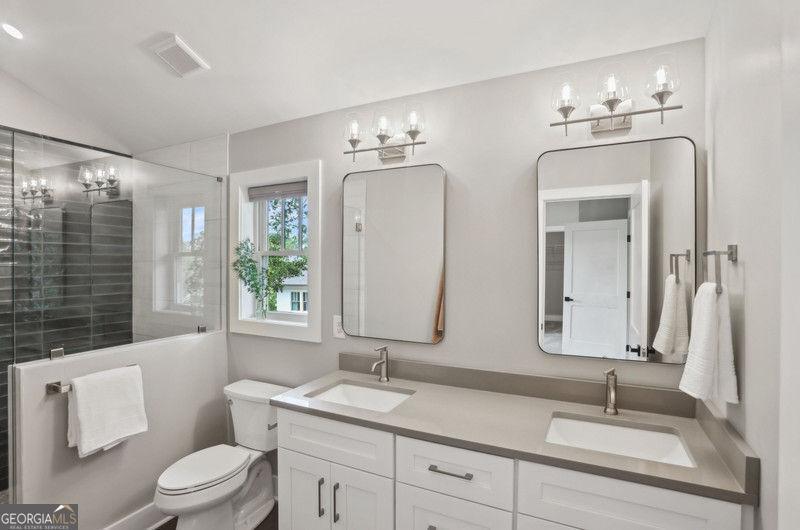 Atlanta, Georgia 30307, United States, 3 Bedrooms Bedrooms, ,2 BathroomsBathrooms,Residential,Active,126574