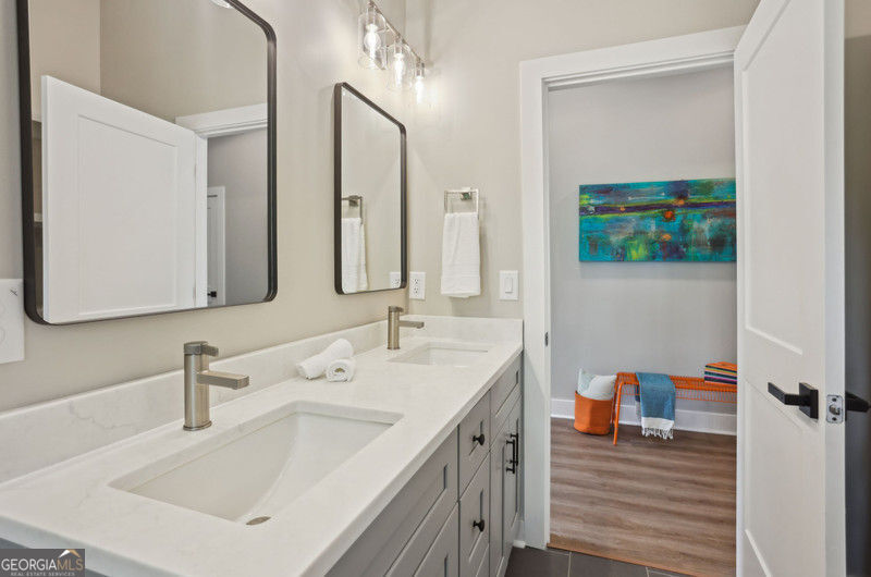 Atlanta, Georgia 30307, United States, 3 Bedrooms Bedrooms, ,2 BathroomsBathrooms,Residential,Active,126574