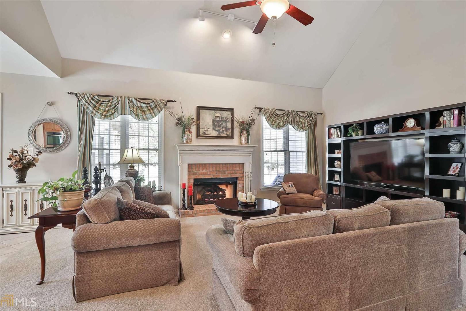 Larkins Landing - Residential