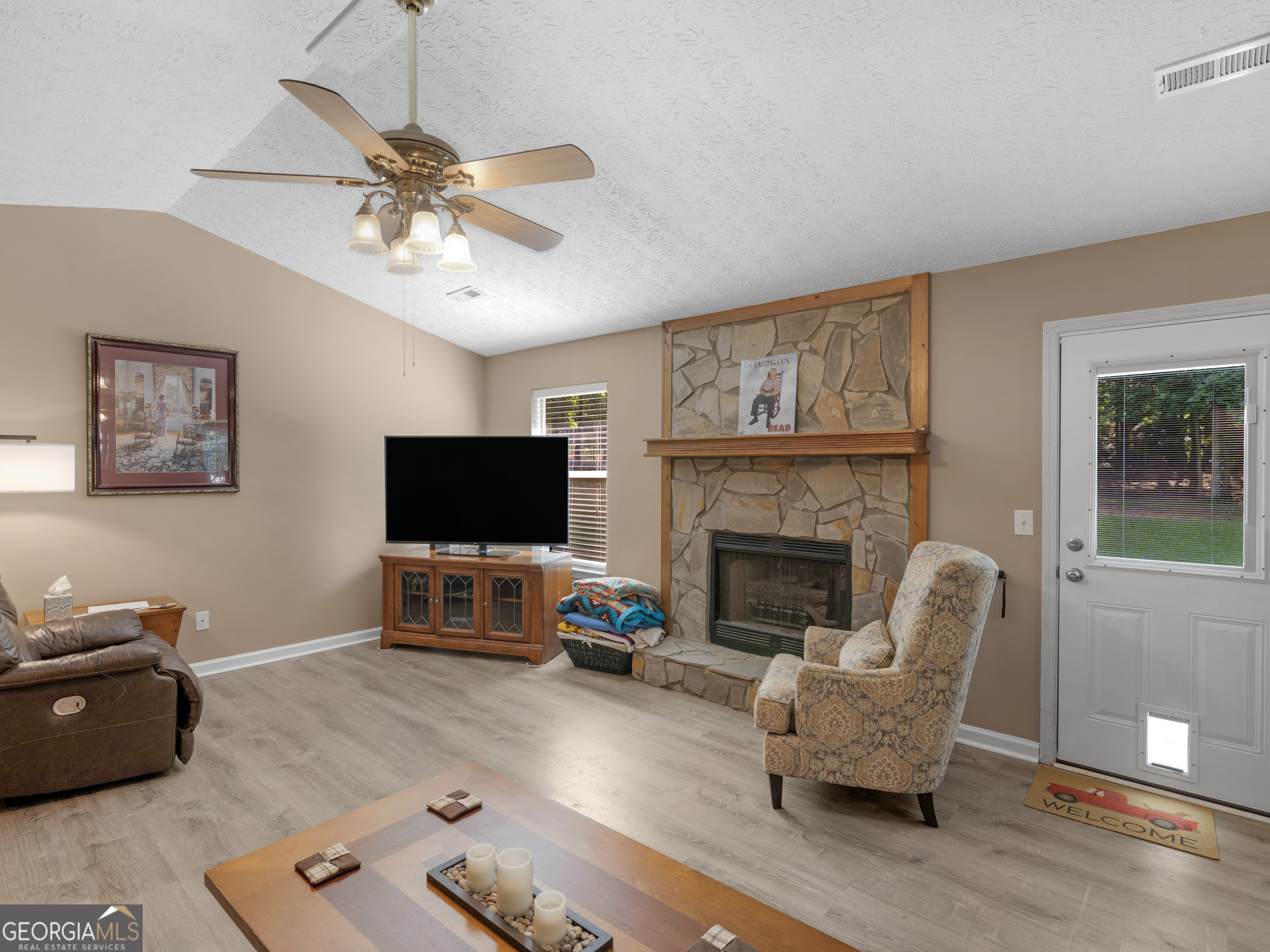 Hampton, Georgia 30228, United States, 3 Bedrooms Bedrooms, ,2 BathroomsBathrooms,Residential,Pending,158395