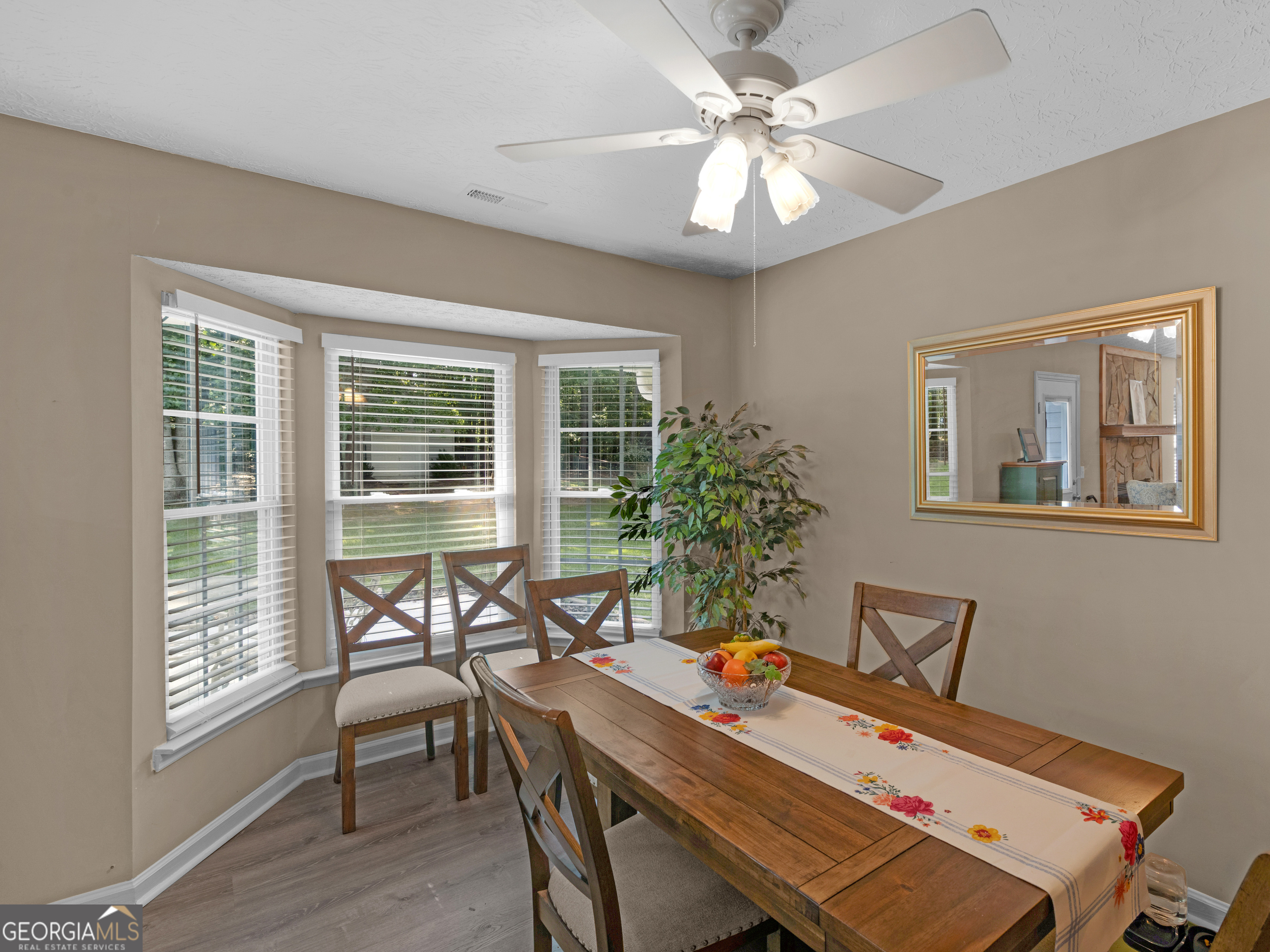 Hampton, Georgia 30228, United States, 3 Bedrooms Bedrooms, ,2 BathroomsBathrooms,Residential,Pending,158395