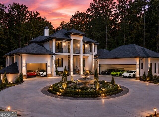 123 Russell RD