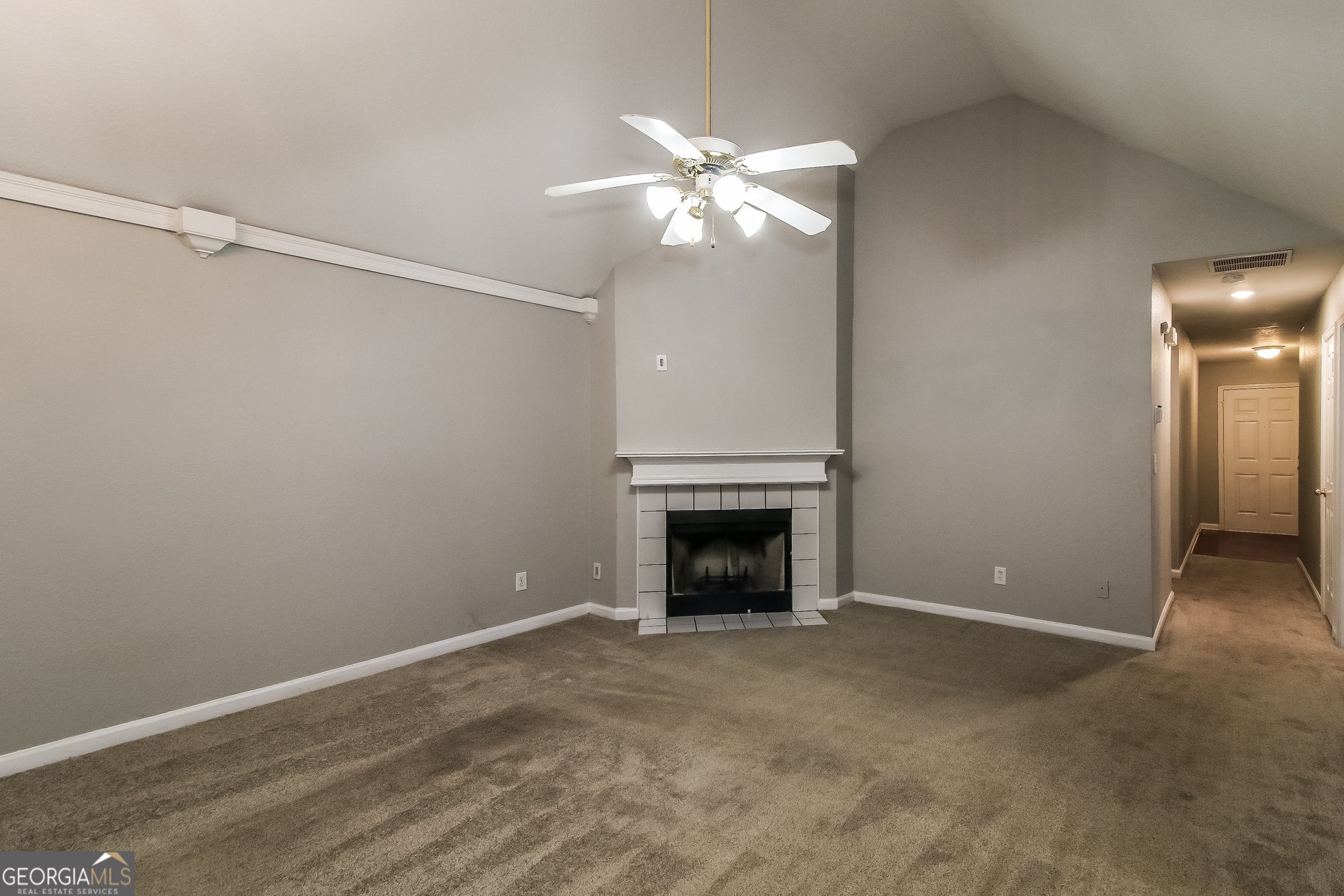 4525 Ravenwood PL