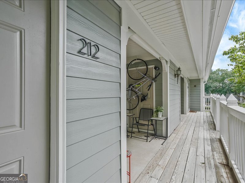 212 Abingdon WAY