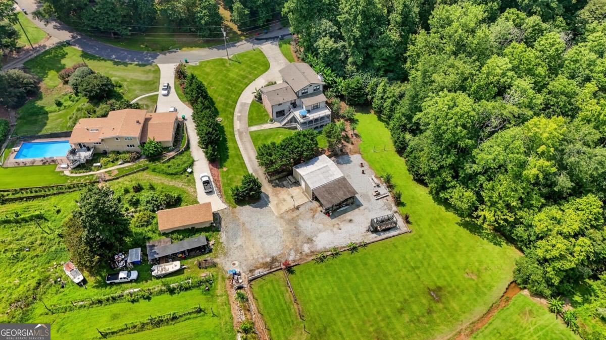 43 Bailey DR SW