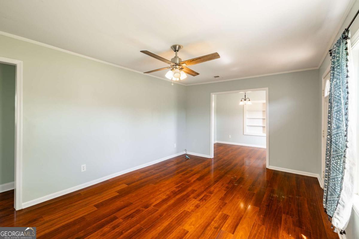 386 Sandy Creek RD