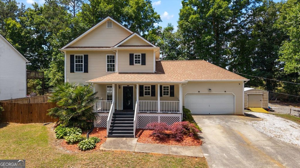 Photo of 105 Hawk Ln, Carrollton, GA 30116 (MLS # 10765983)