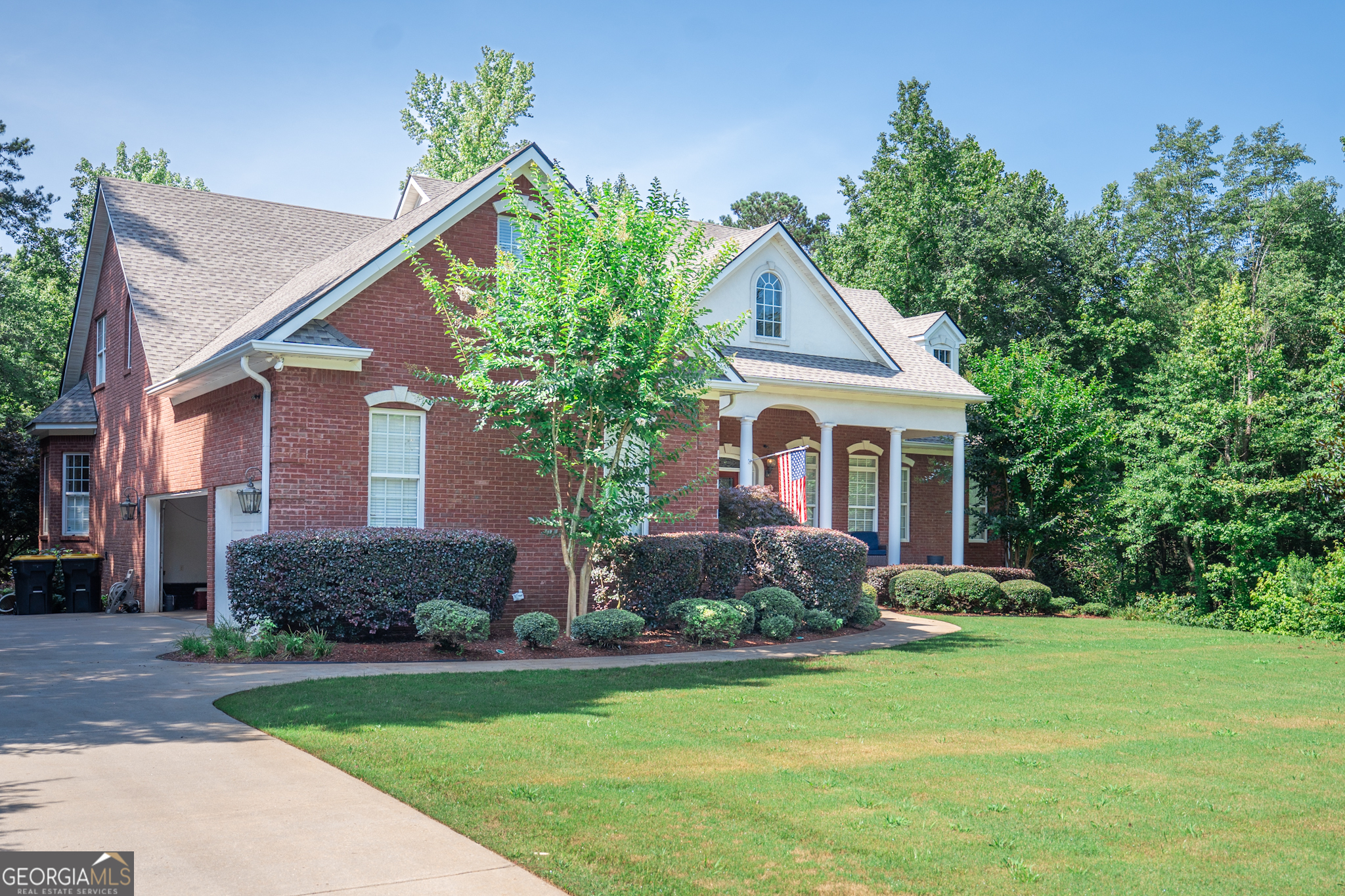 97 Windermere CIR