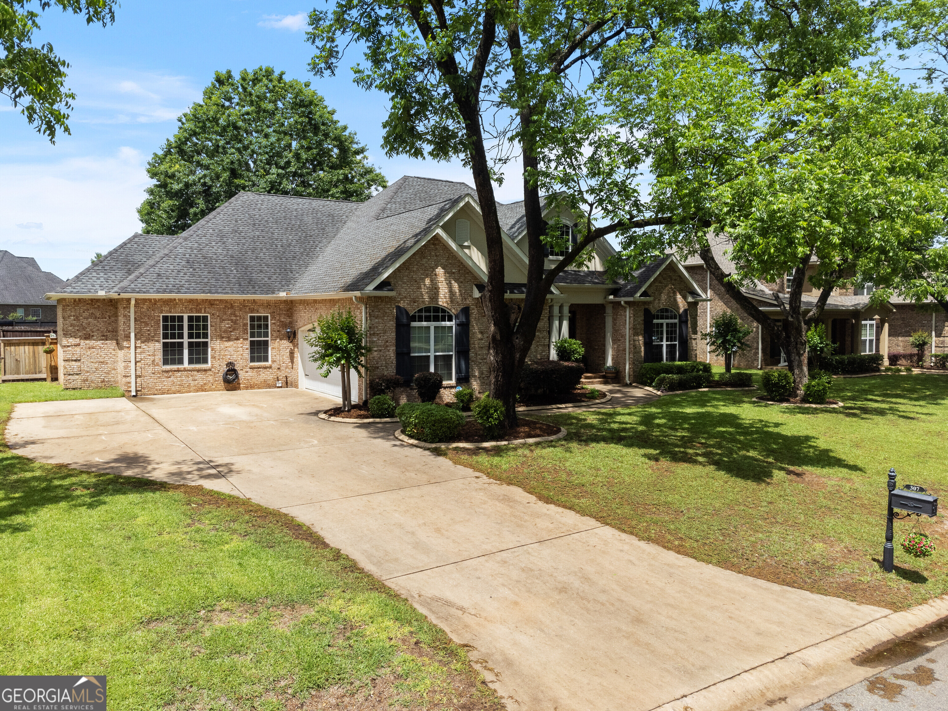 307 Taylor Elaine DR