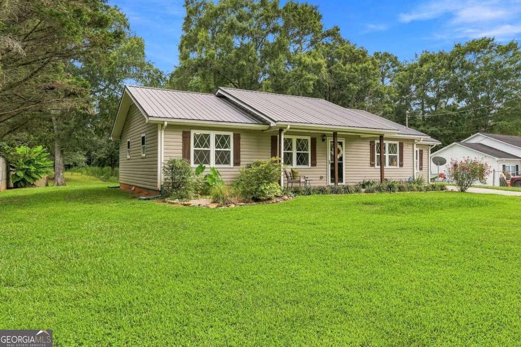 Photo of 1015 Erwin Hill Church Road SE, Calhoun, GA 30701 (MLS # 10822267)