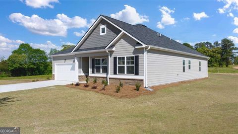 352 Abbott RD Statham GA 30666