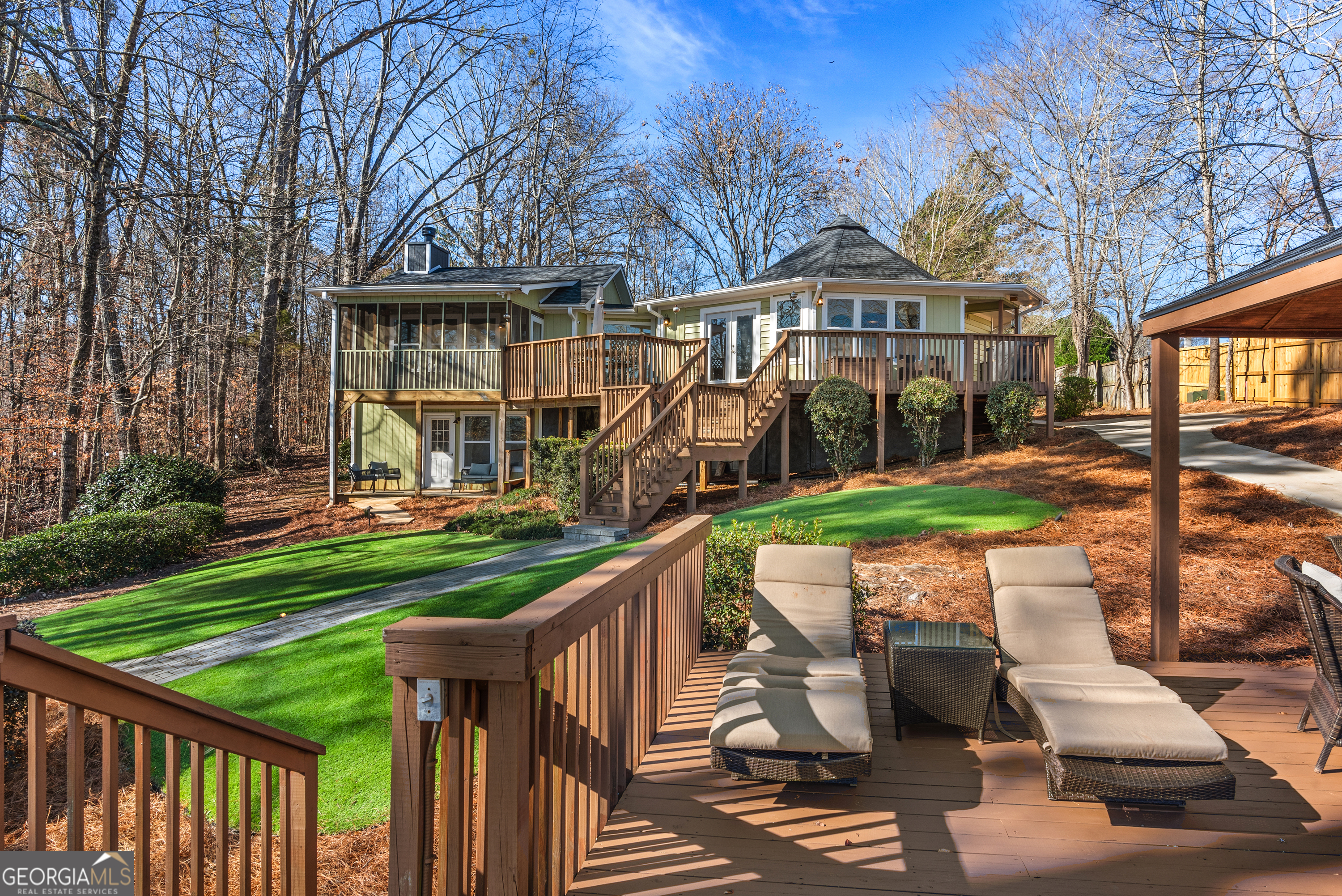 124 Hoot Owl LN