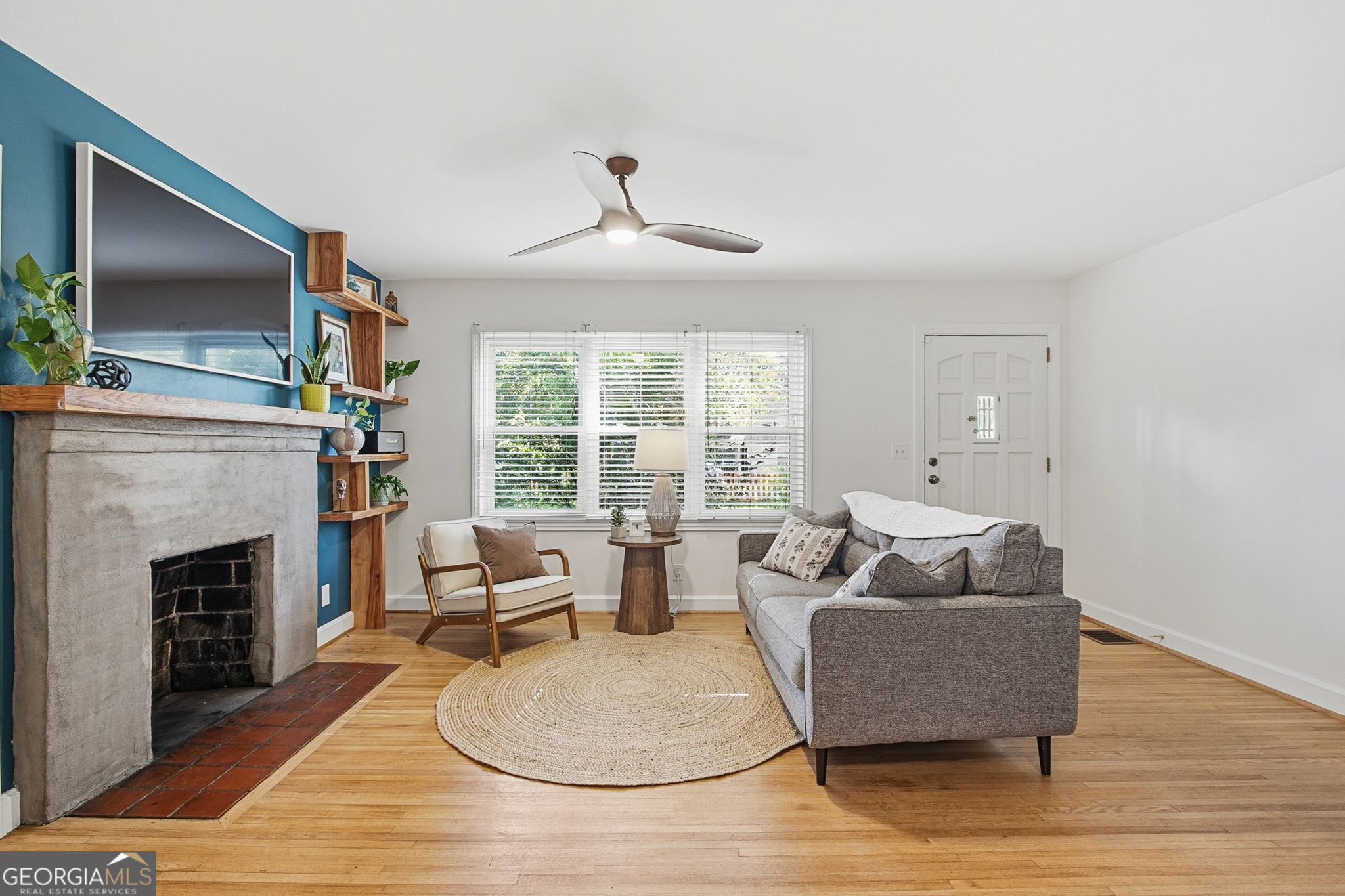 4088 Comanche DR