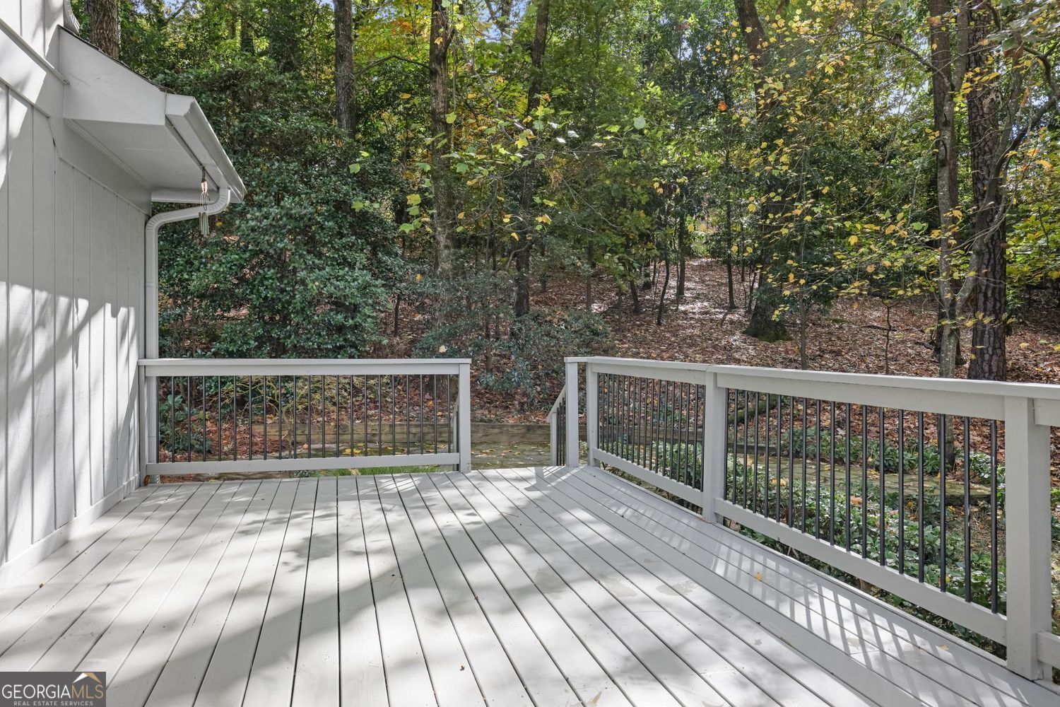 HIDDEN BRANCHES - Residential