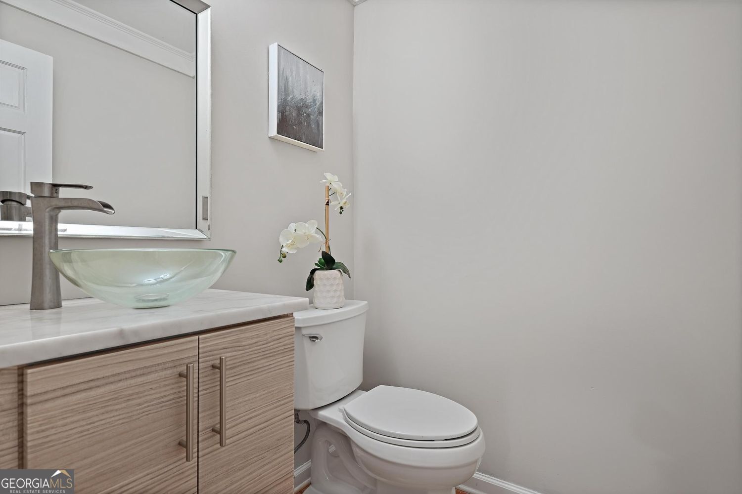 HIDDEN BRANCHES - Residential