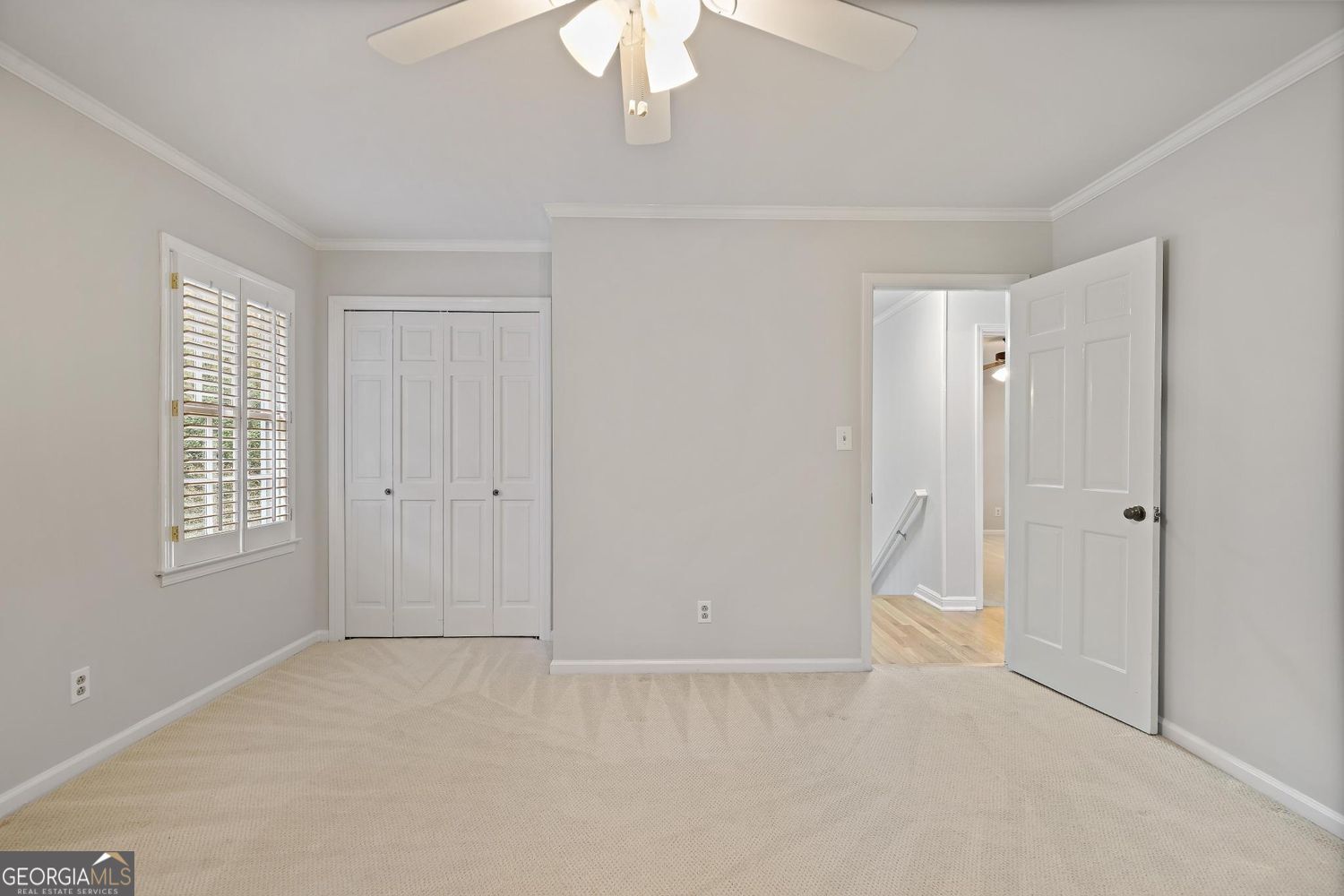 HIDDEN BRANCHES - Residential