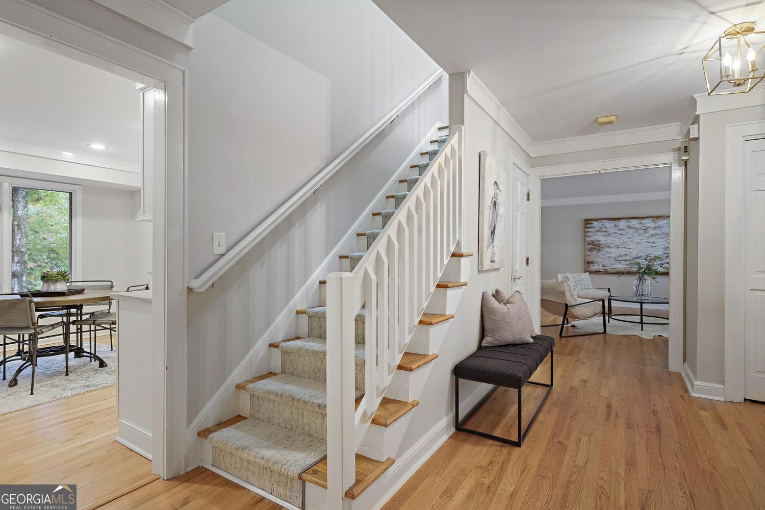 HIDDEN BRANCHES - Residential