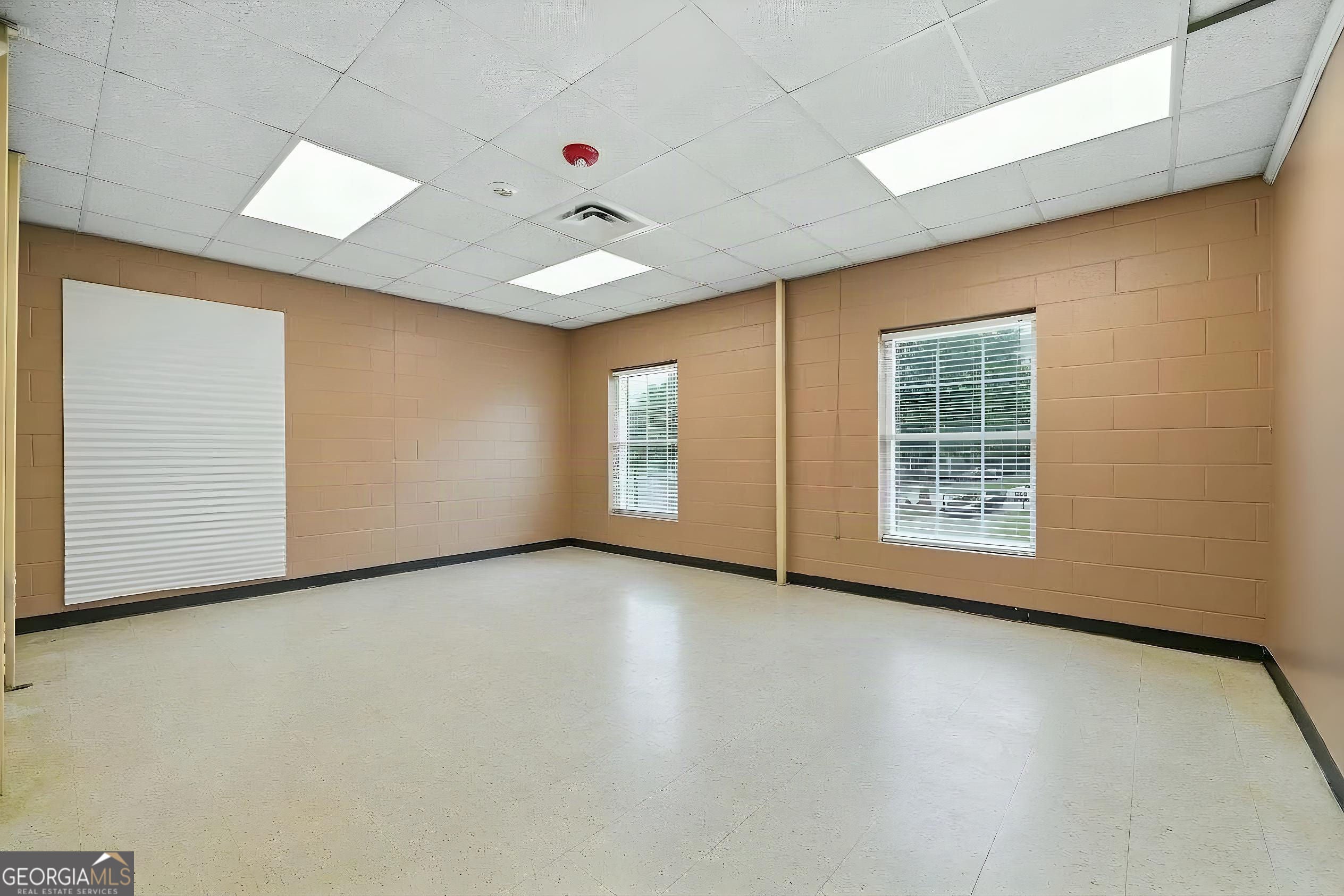 1540 PRYOR RD SW - SUITE B, REAR SW # B