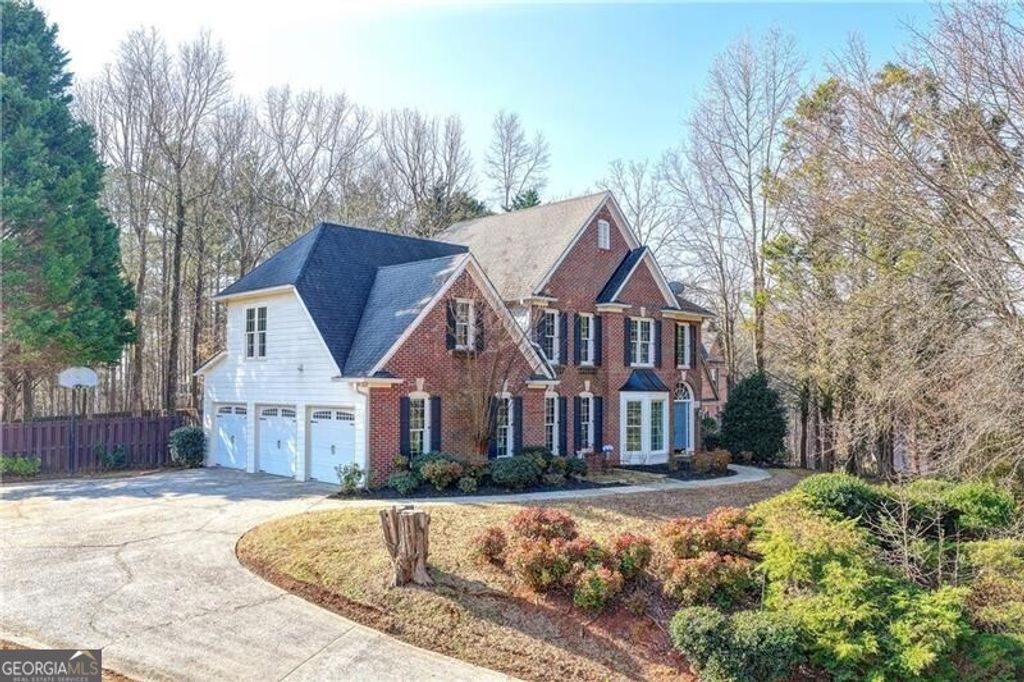 Photo of 4910 Wimborne Court, Suwanee, GA 30024 (MLS # 10689856)