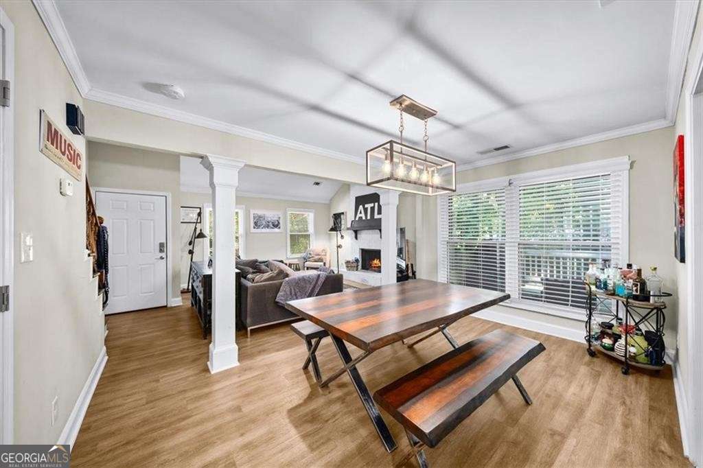 1195 Minhinette DR J