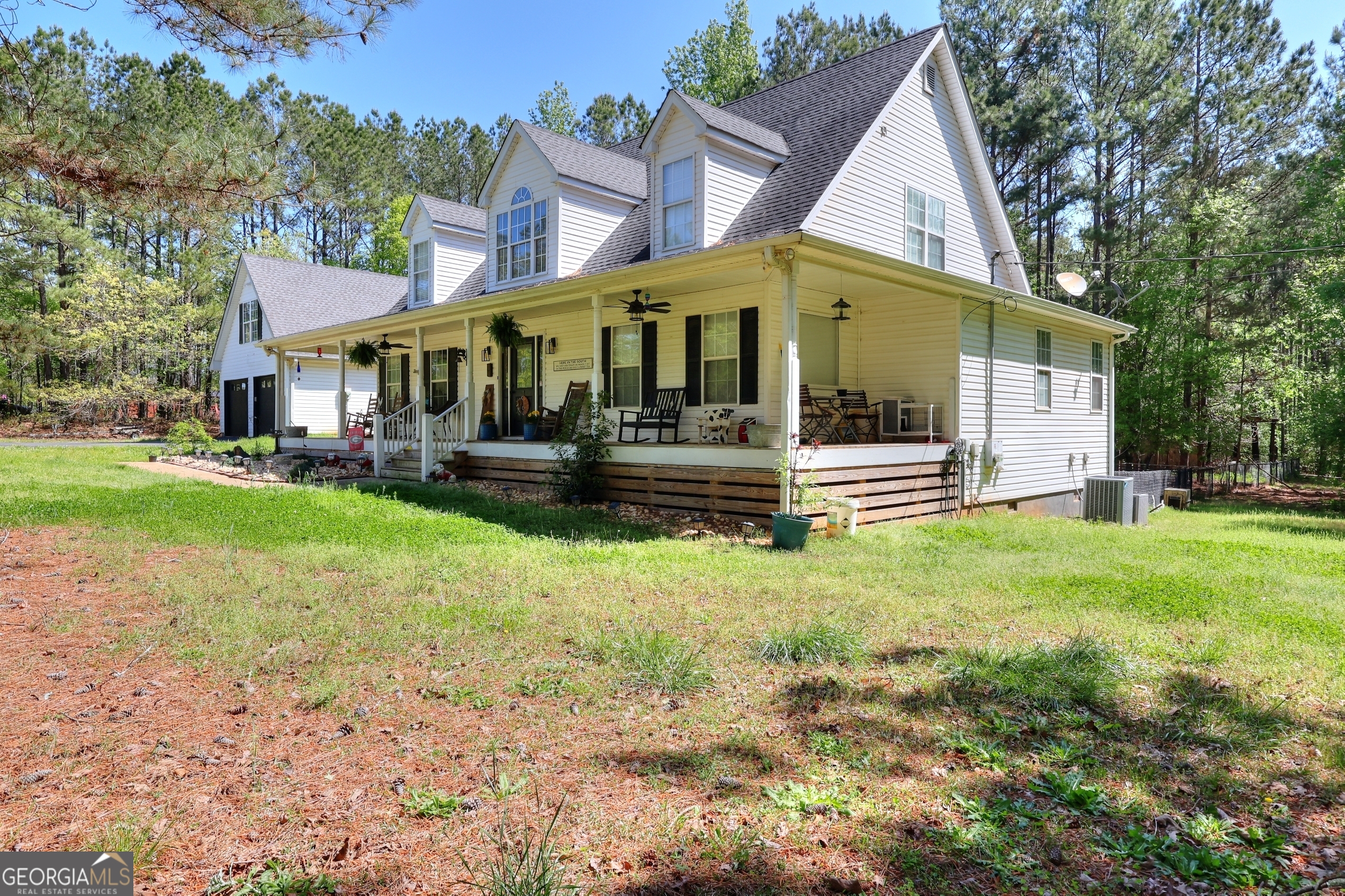 377 Lakeview DR