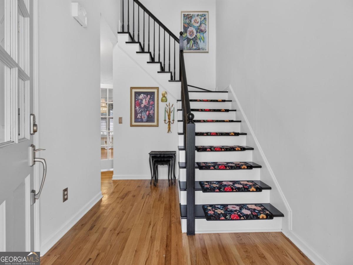 6425 Stream Side CT