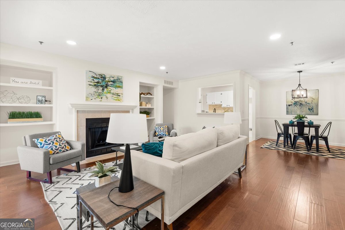 4690 Vinings Central RUN SE 92