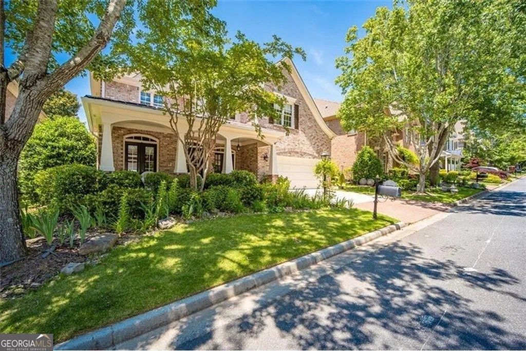 Photo of 415 Wembley Circle, Atlanta, GA 30328 (MLS # 10765453)