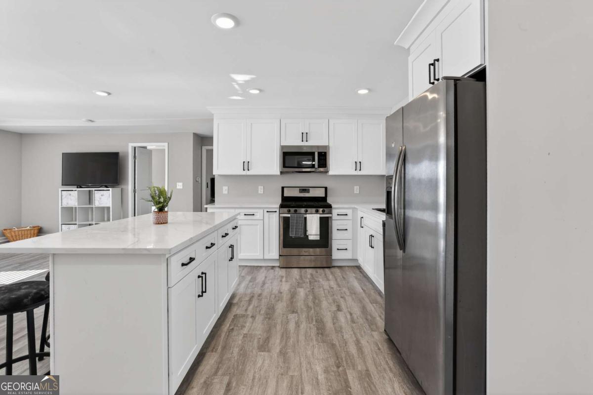 2535 Lakewood AVE SW