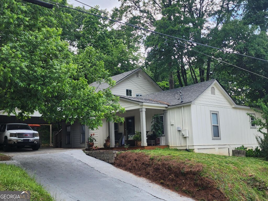 Photo of 168 Poplar Street, Buford, GA 30518 (MLS # 10764634)