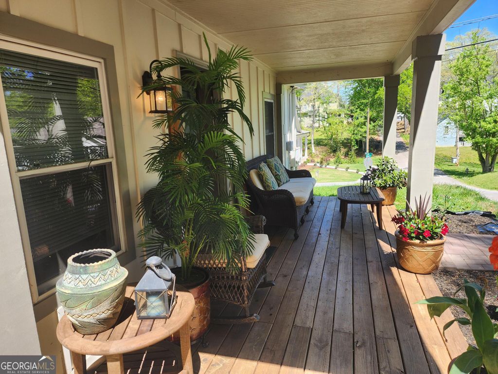 Photo of 168 Poplar Street, Buford, GA 30518 (MLS # 10764634)