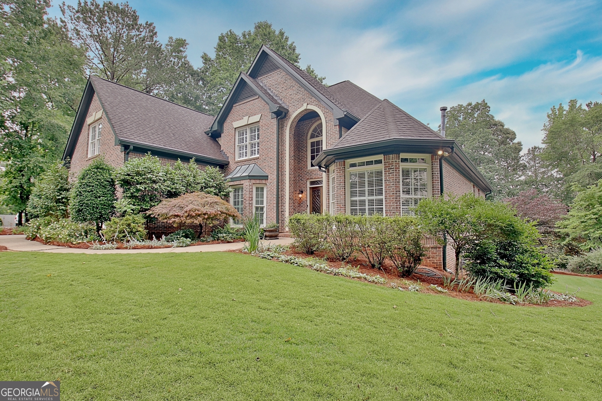 1412 Creston Hill