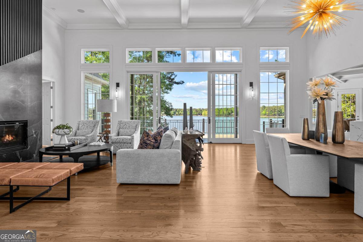 1230 Lake Club DR