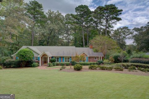 Photo of 8 Crestwood Drive SW, Rome, GA 30165 (MLS # 10628283)