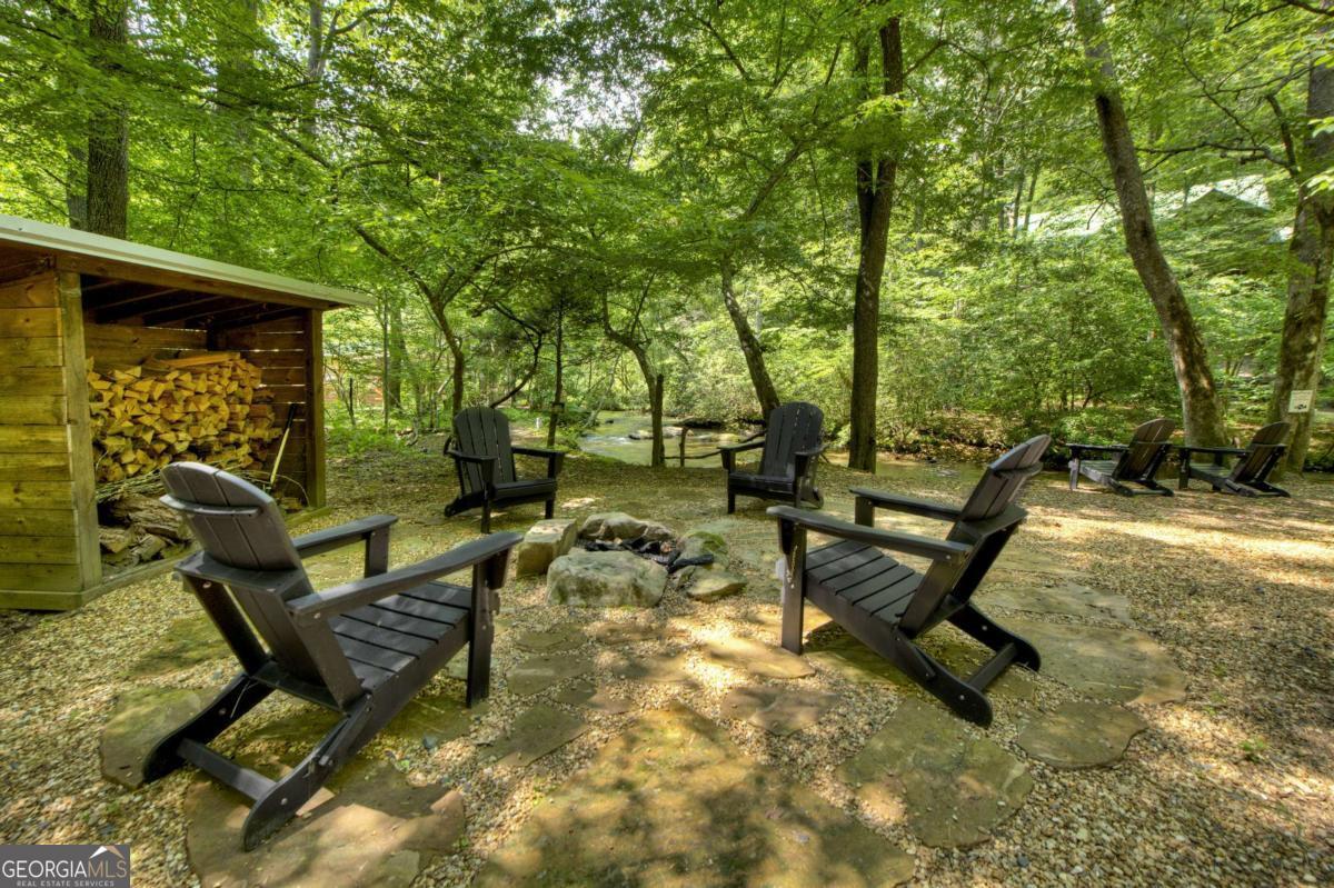 251 Rockhouse RD