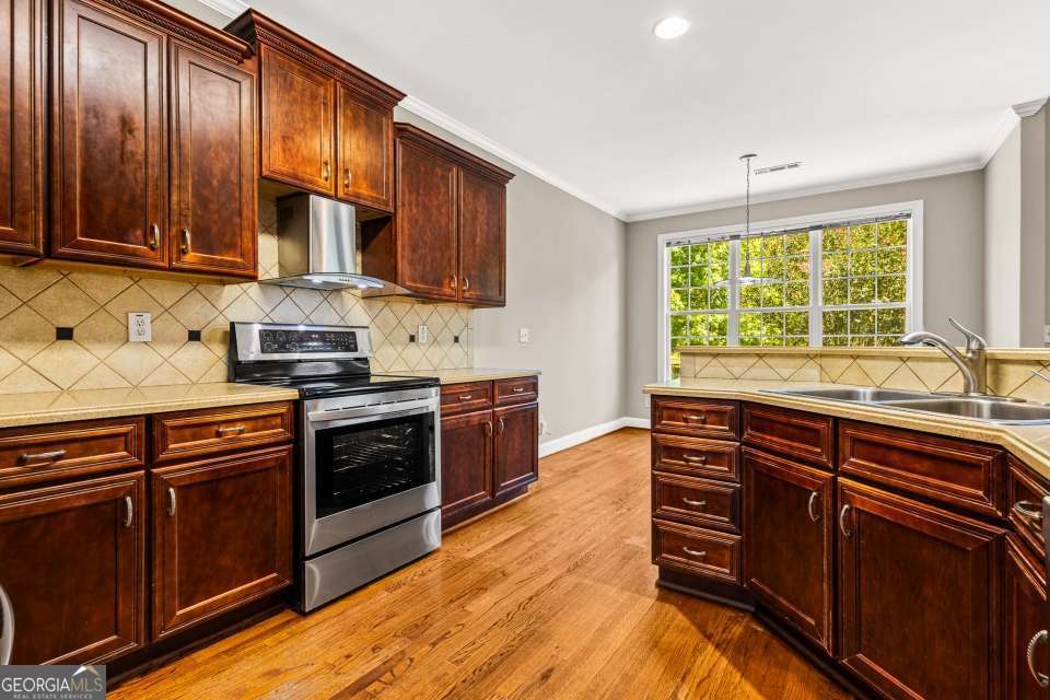 3207 Brigadier WAY