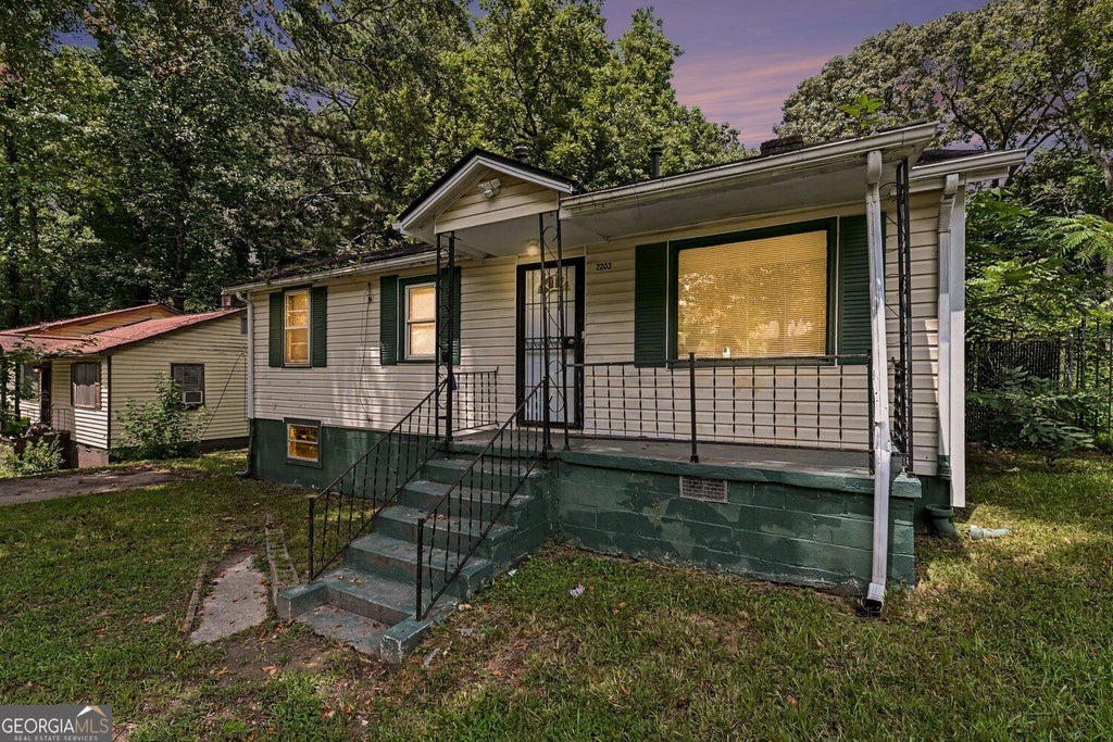 Photo of 2203 Tiger Flowers Drive NW, Atlanta, GA 30314 (MLS # 10870977)