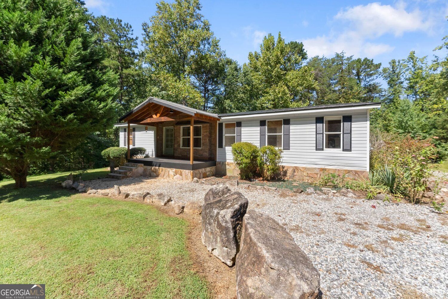 125 Bagwell DR