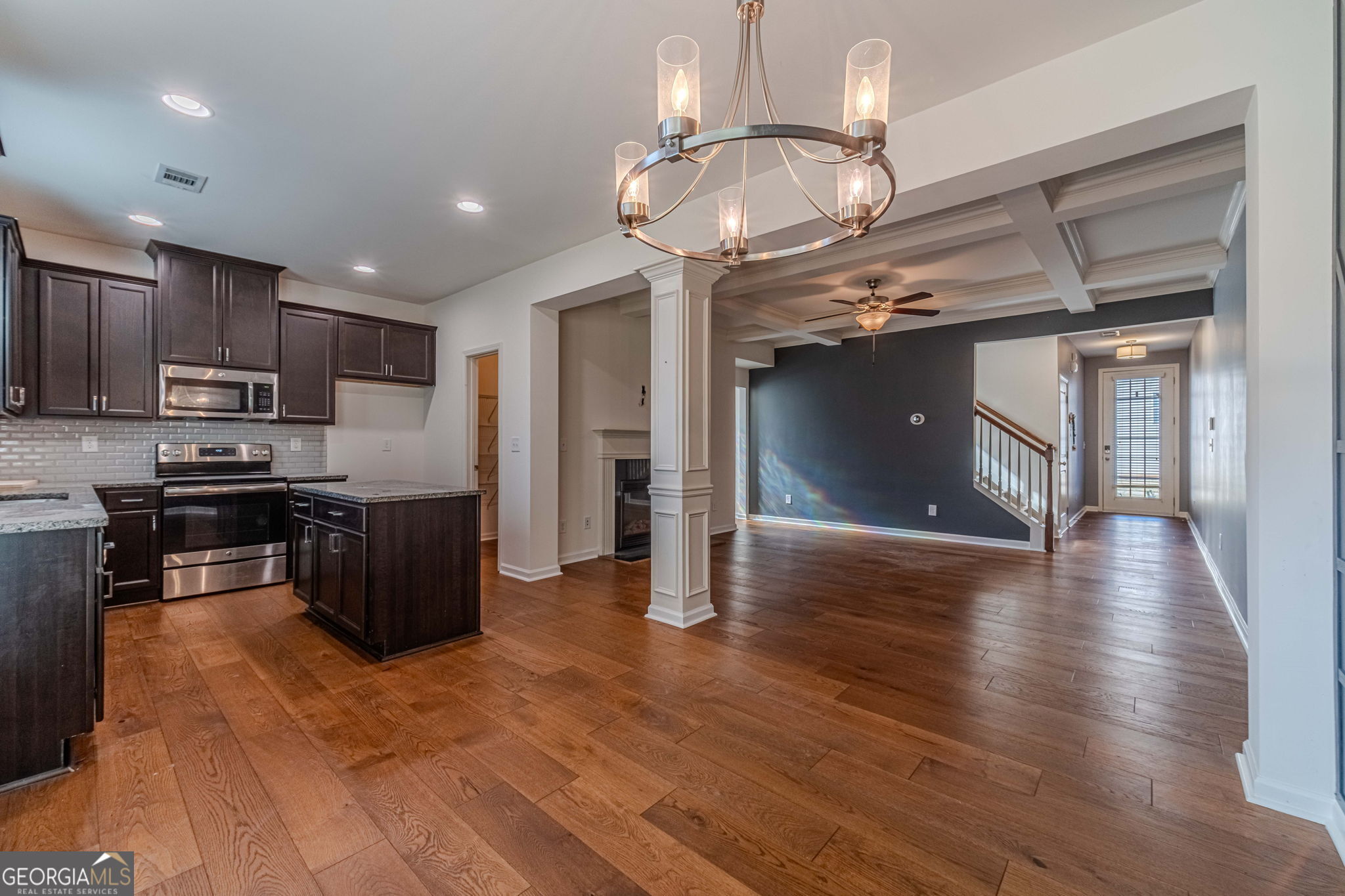 4086 Fireoak DR