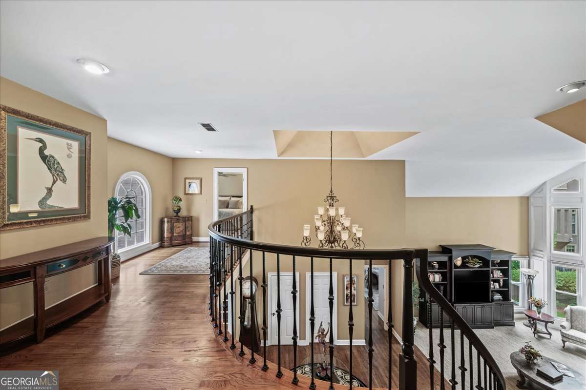 Sentinel Lake - Residential