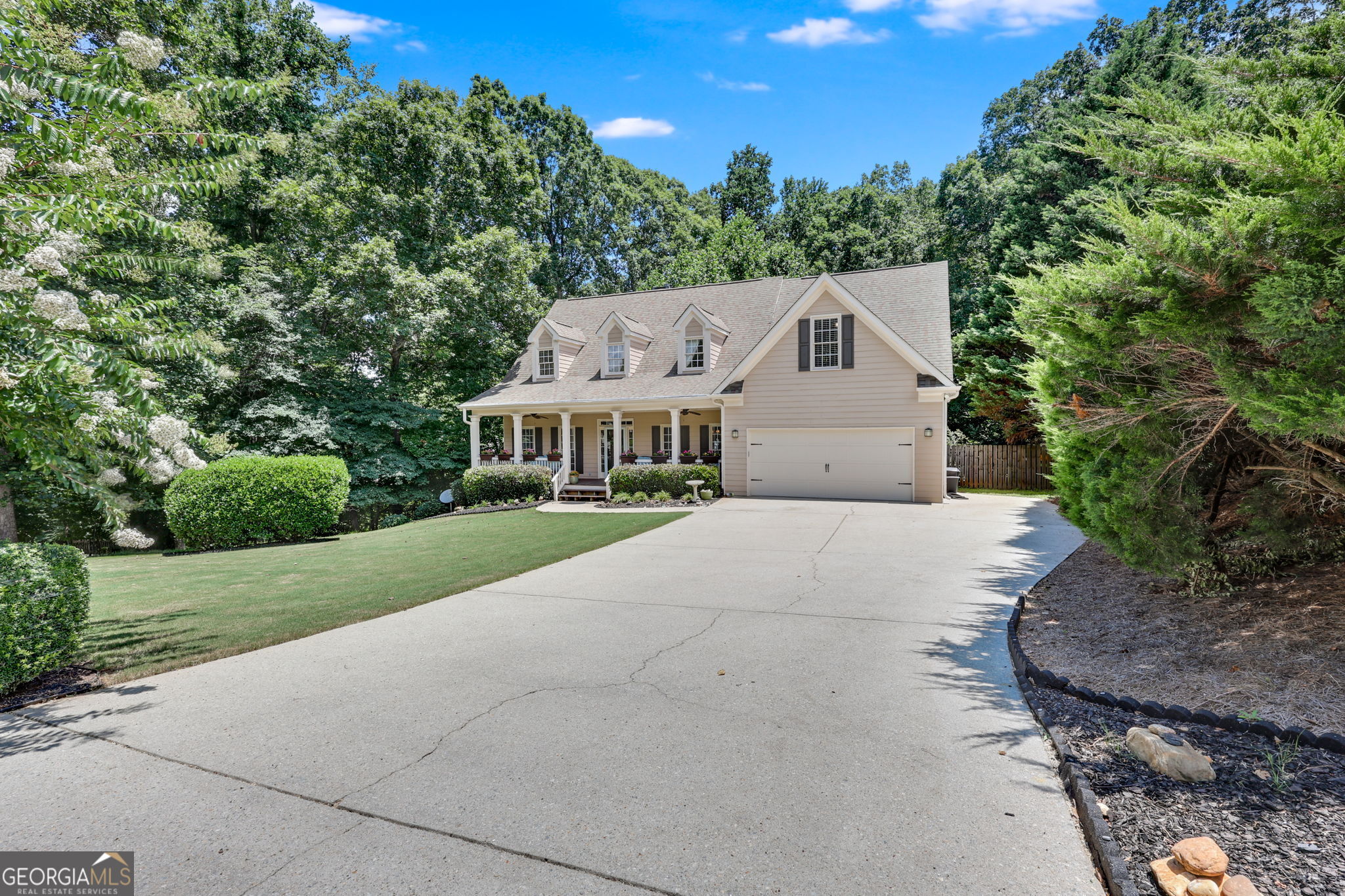 6416 DEEP WOODS CT