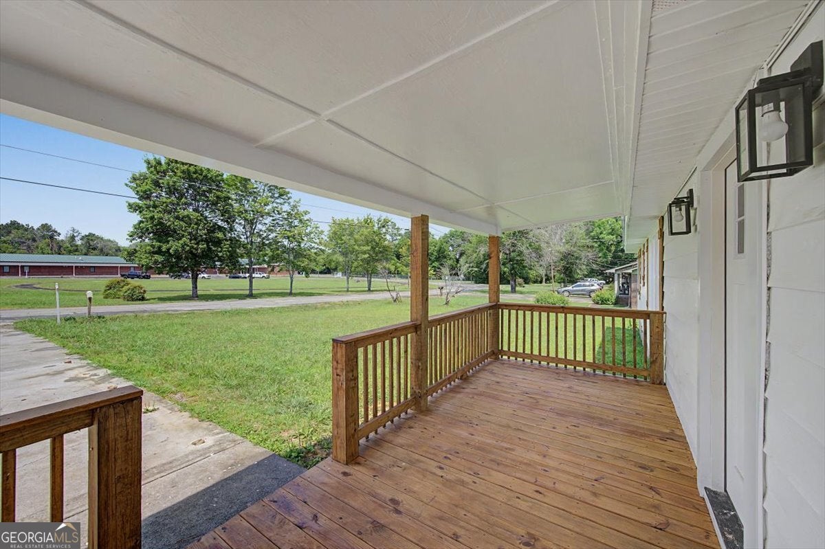 54 Glenwood School RD NE