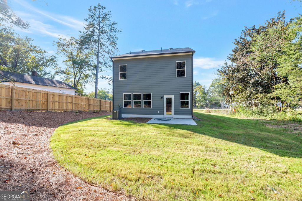 Photo of 145 Green Row, Calhoun, GA 30701 (MLS # 10674574)