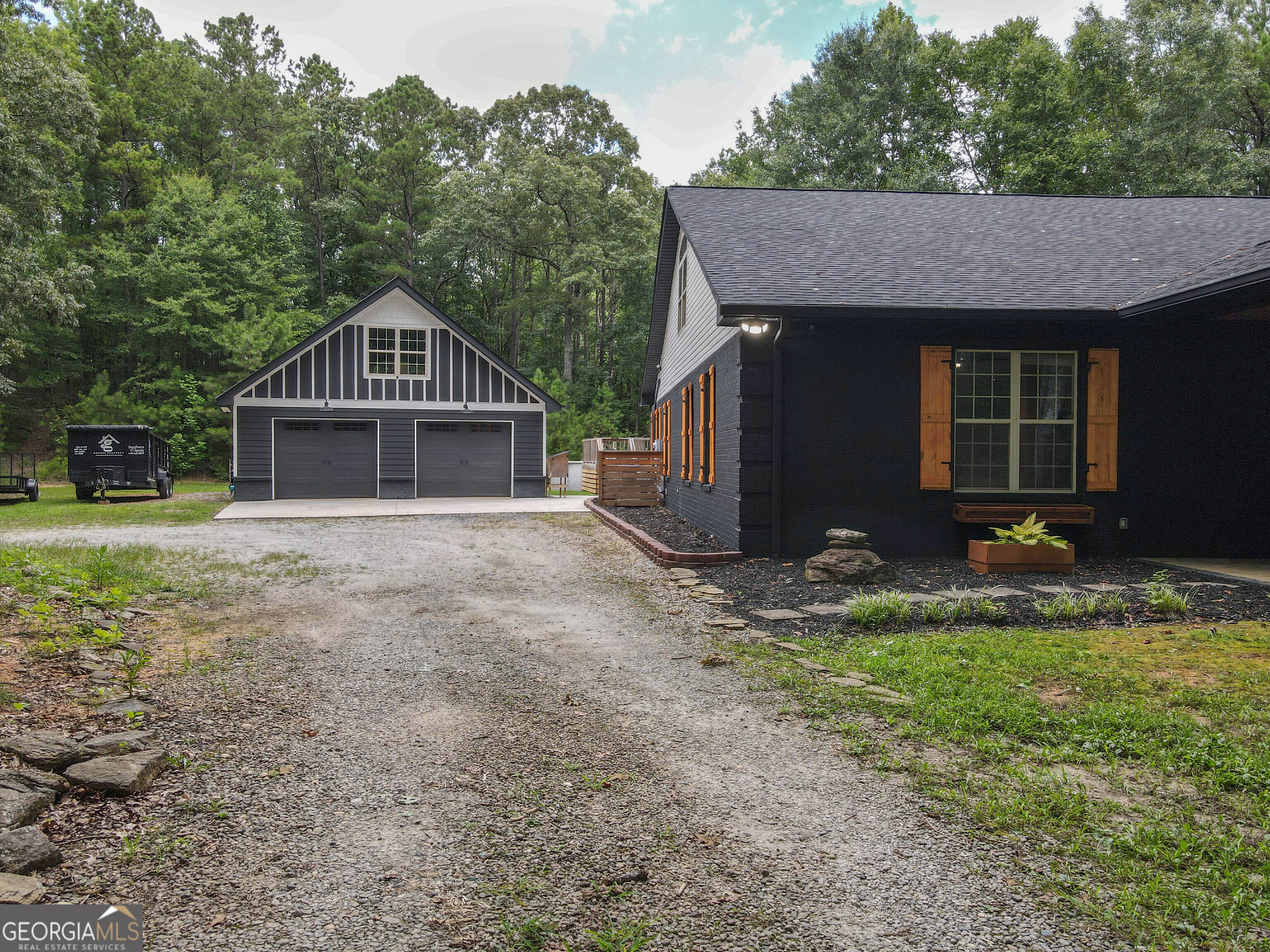 659 Hood RD