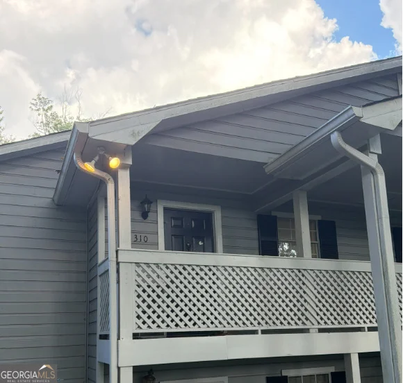 1310 Natchez Trace
