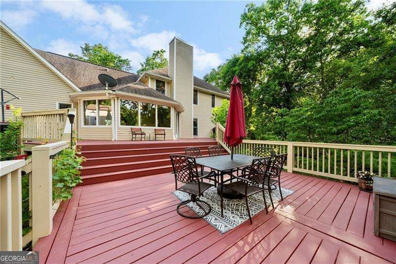31 Fawn Lake TRL NE