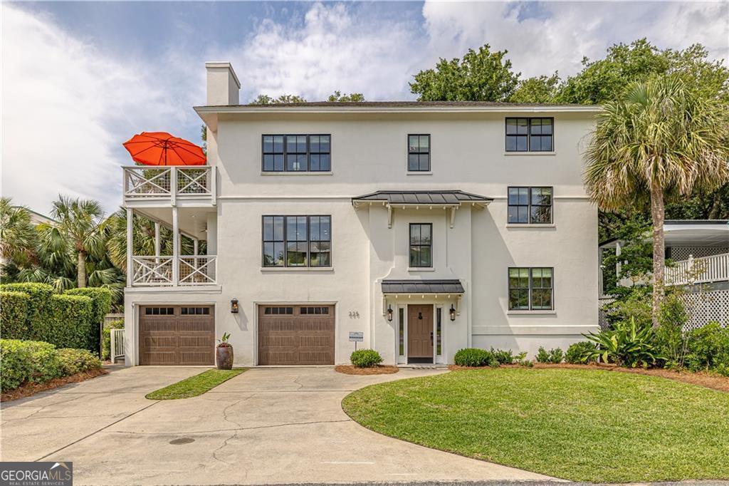 225 Olive WAY