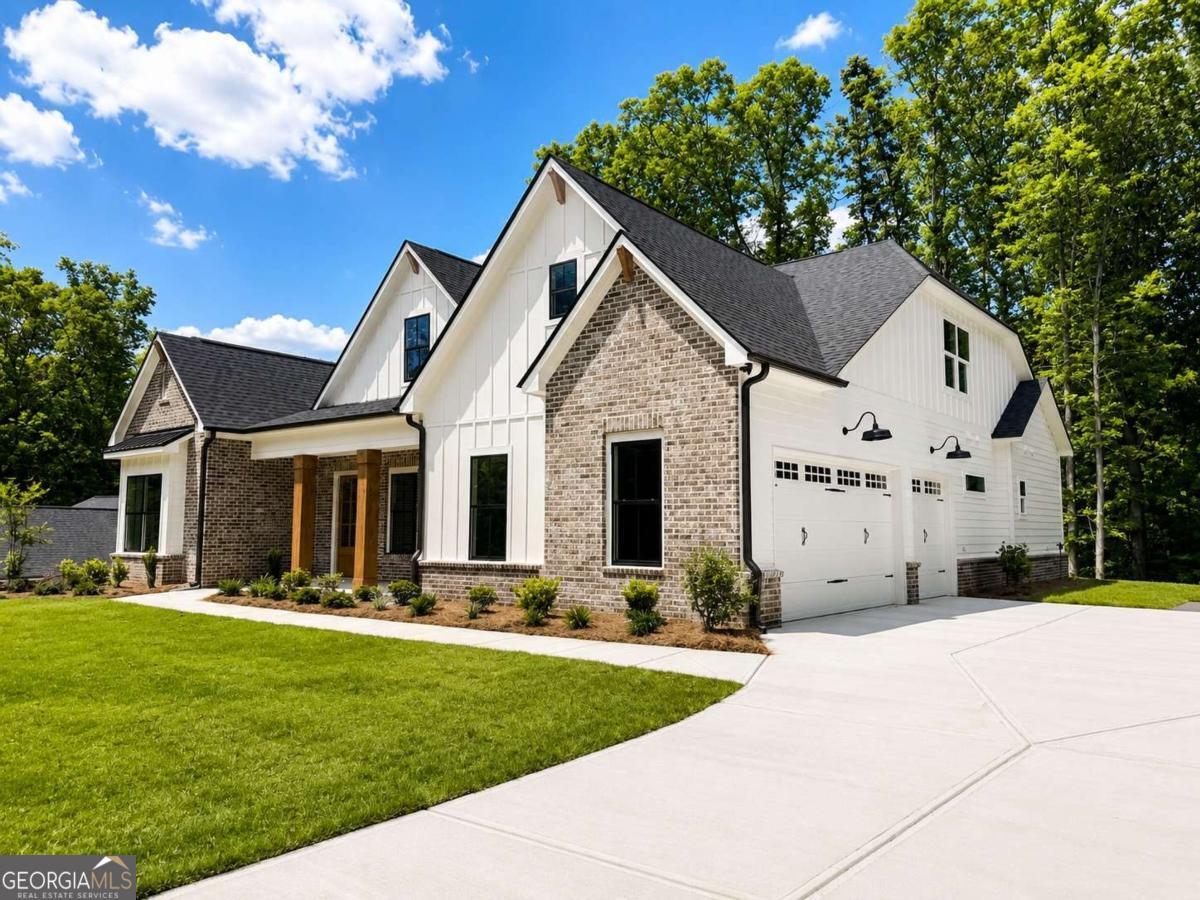 91 LENTEN ROSE LN