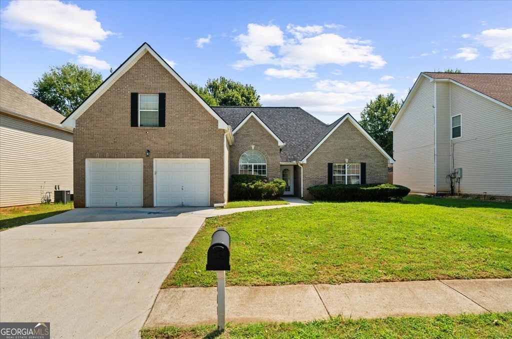 Photo of 1457 Shelnut Court, Hampton, GA 30228 (MLS # 10842935)
